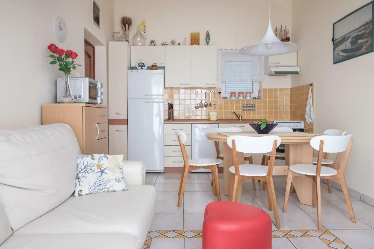 Apartman Nena Turanj 0*,  Croatia