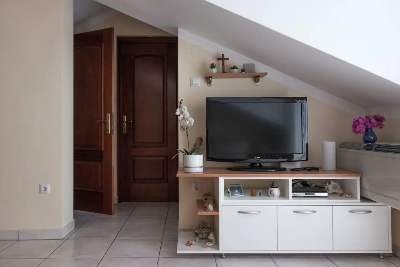 Apartman Nena Turanj Apartment