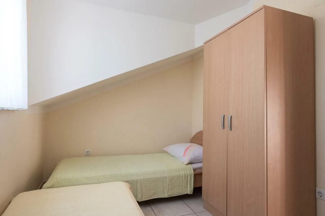 Apartman Nena Turanj Apartment