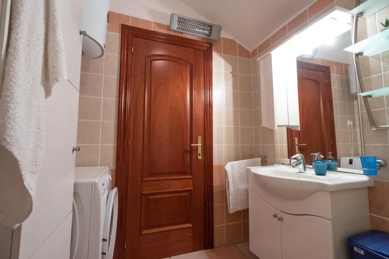 Apartman Nena Turanj Apartment